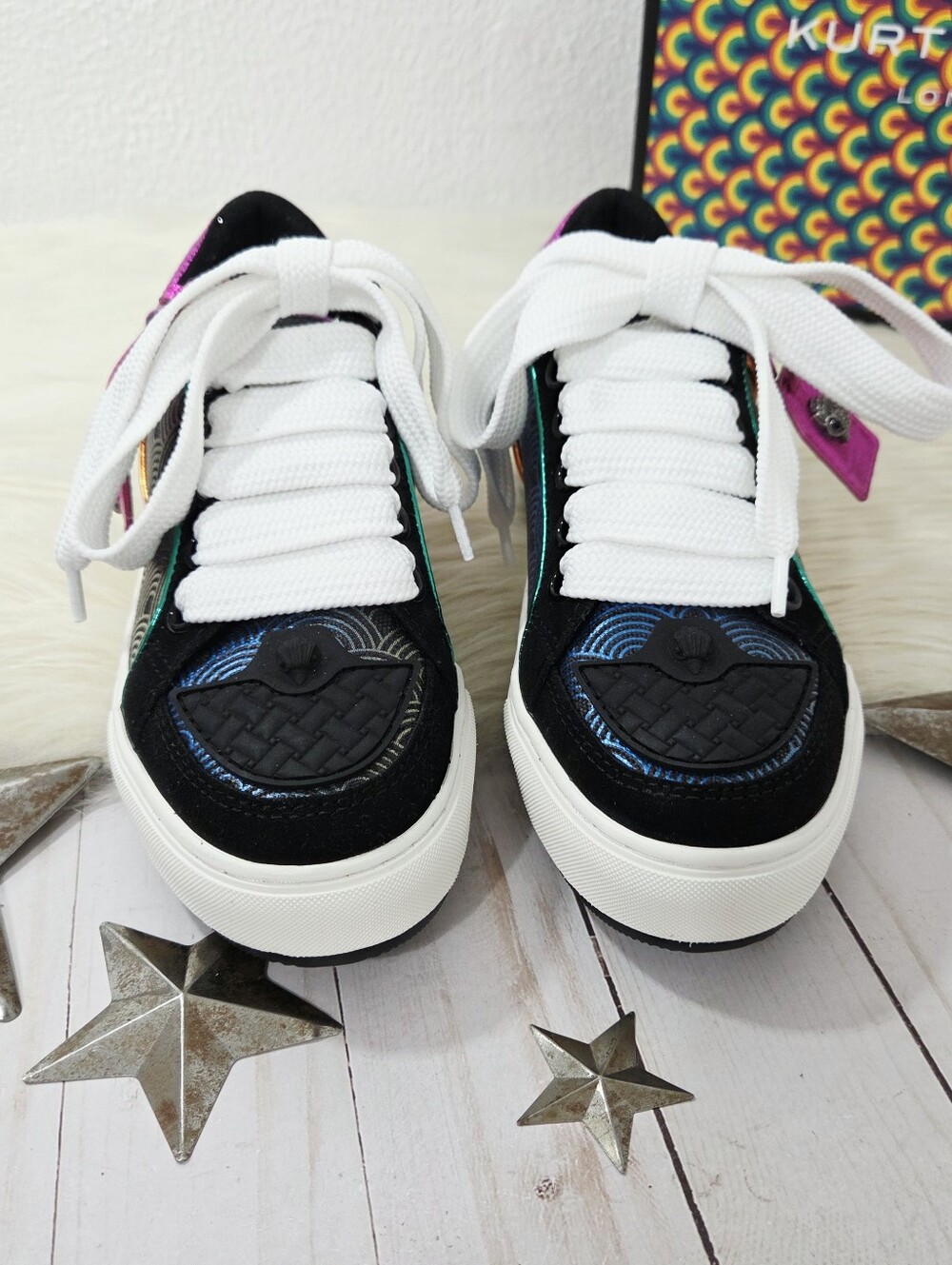 Kurt Geiger Southbank Tag sneakers metallic rainbow low top women's 7 new NWT - Picture 3 of 9
